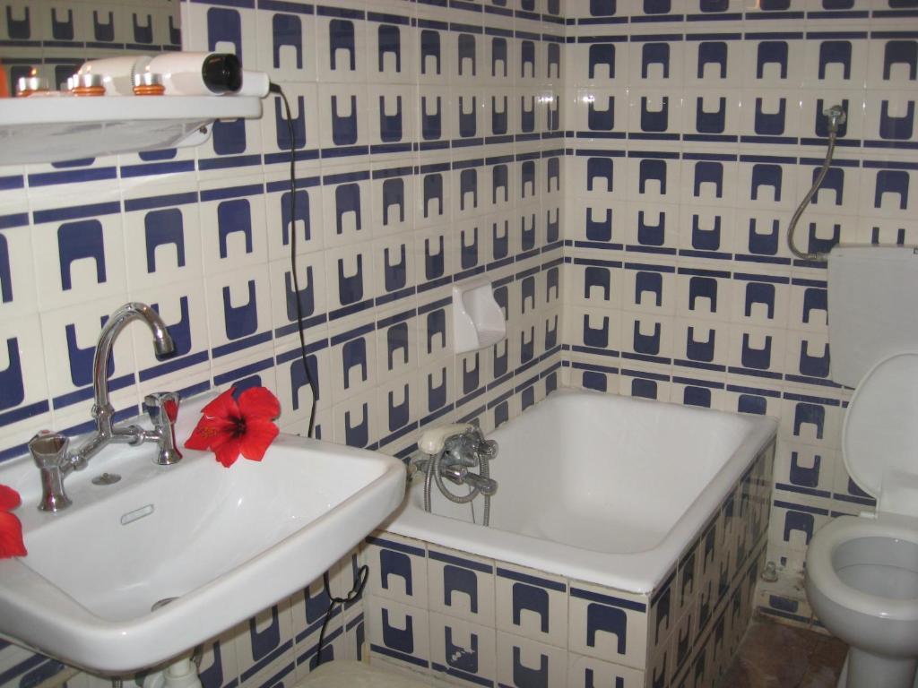 Marie Hotel Acharavi  Phòng bức ảnh