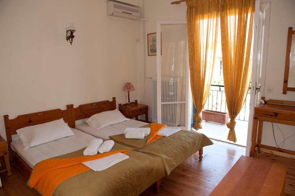 Marie Hotel Acharavi  Phòng bức ảnh
