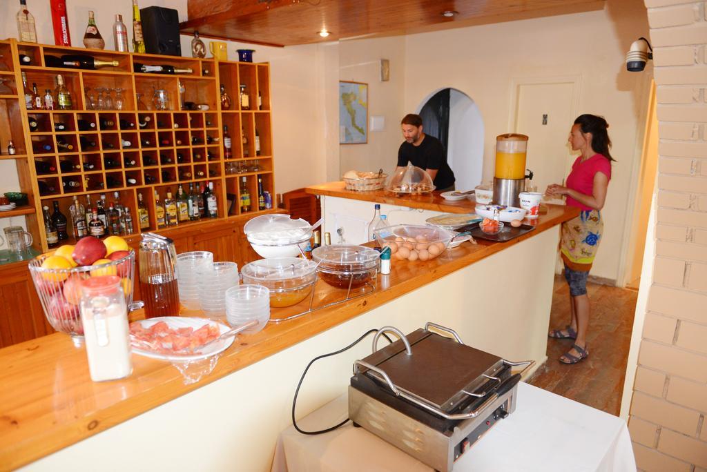 Marie Hotel Acharavi  Ngoại thất bức ảnh